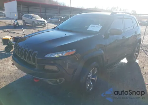 2015 Jeep Cherokee Trailhawk from USA, damaged, VIN 1C4PJMBS8FW741228